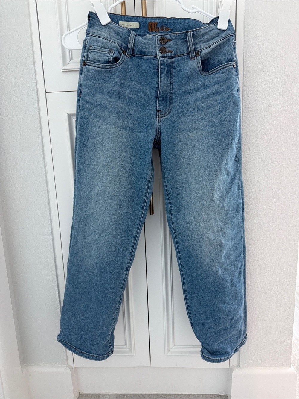 Kut from the Kloth Relaxed Light Blue Women's Jeans